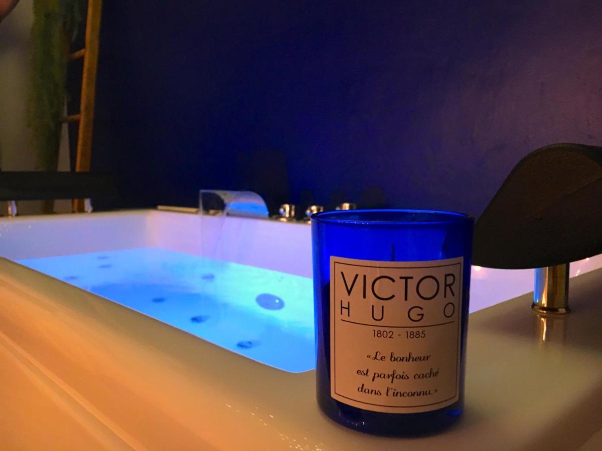 Me And Mrs Jones Suite Jacuzzi Hypercentre مونبيلييه المظهر الخارجي الصورة
