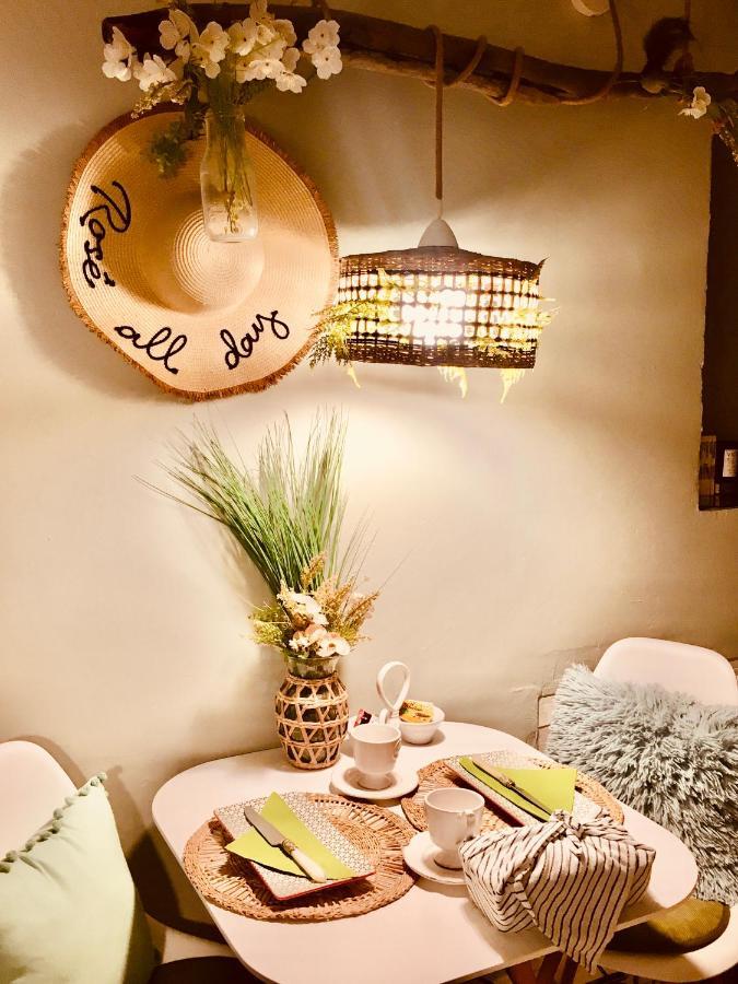 Me And Mrs Jones Suite Jacuzzi Hypercentre مونبيلييه المظهر الخارجي الصورة